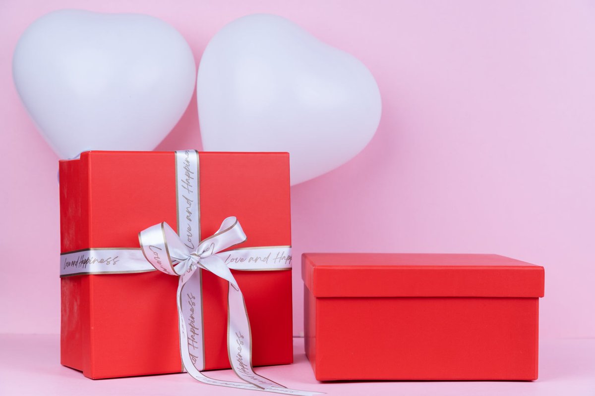 Red Rigid Gift Box Main image