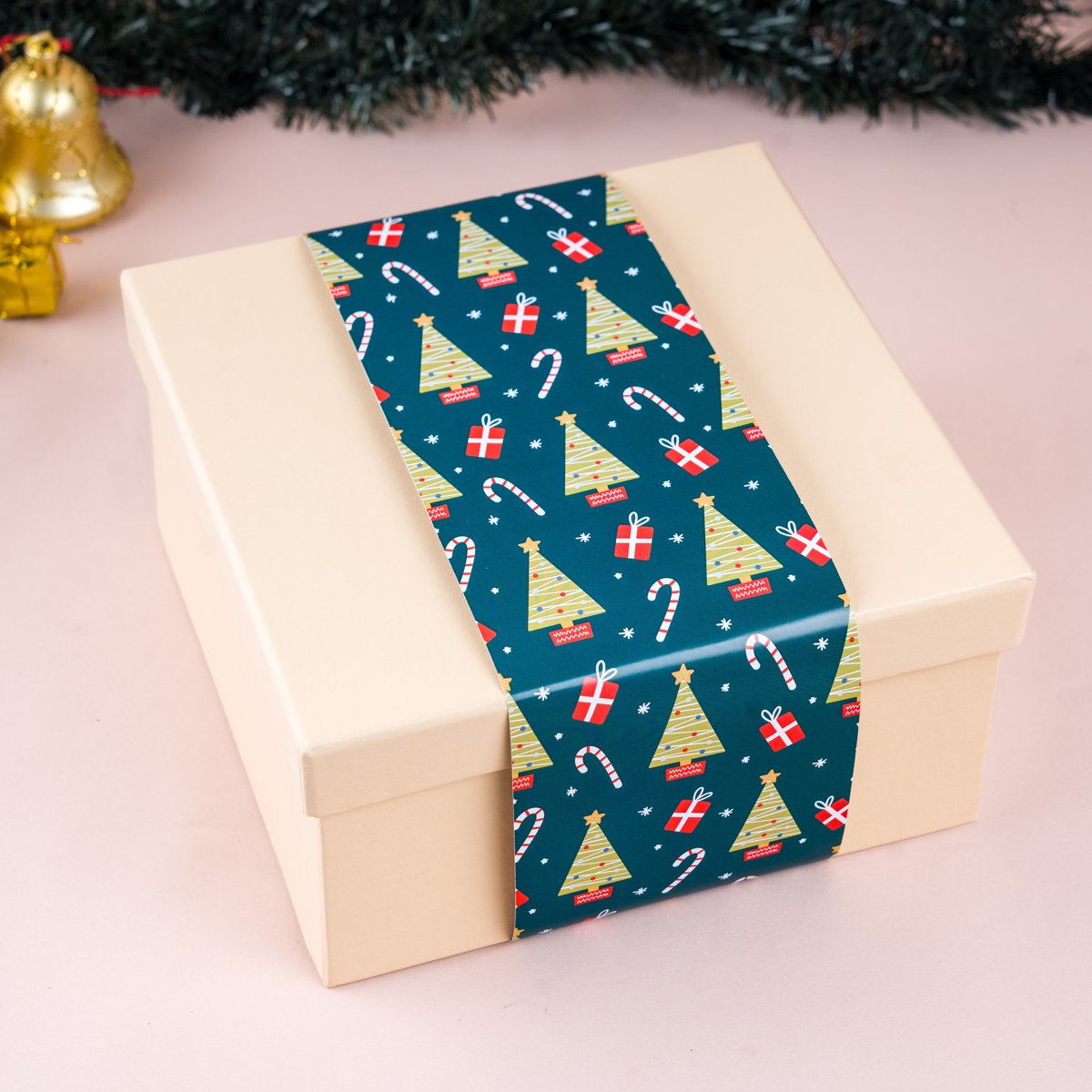 Christmas Cream Gift Box with Mistletoe Magic Green Sleeve Main image